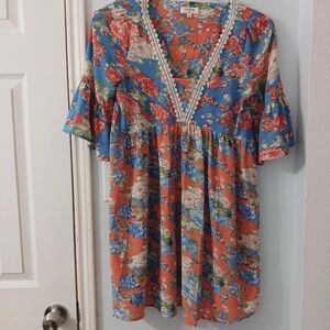 3 X$20. Women’s Umgee Floral Babydoll Style Dress Size S